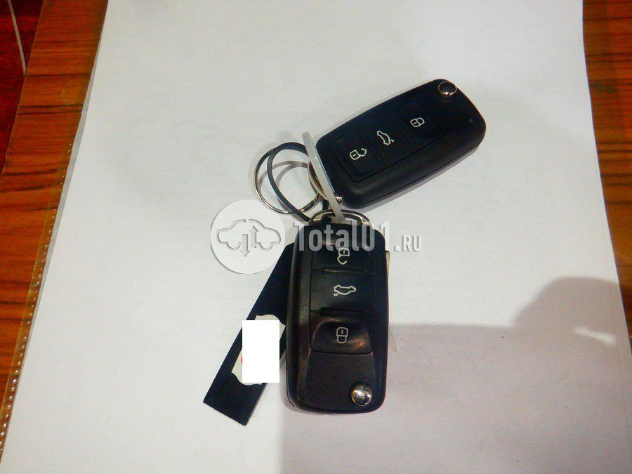 Фото Volkswagen Polo 350