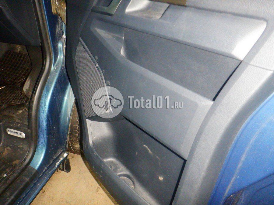 Фото Volkswagen Caravelle 18