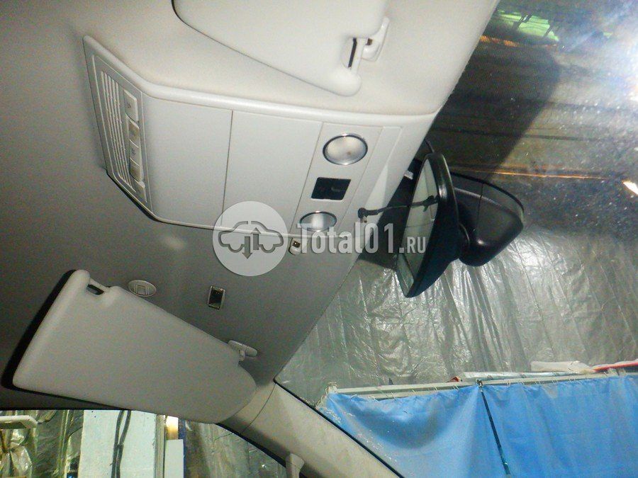 Фото Volkswagen Caravelle 34