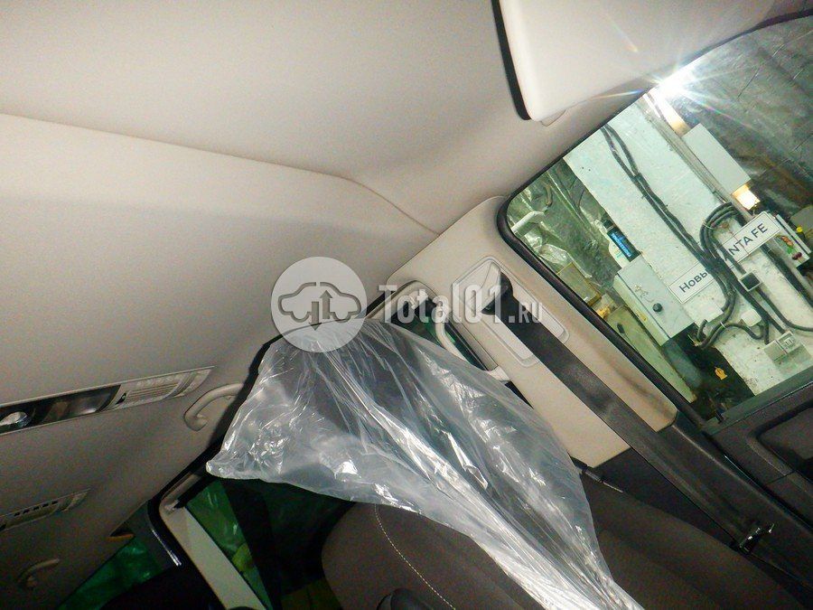 Фото Volkswagen Caravelle 36