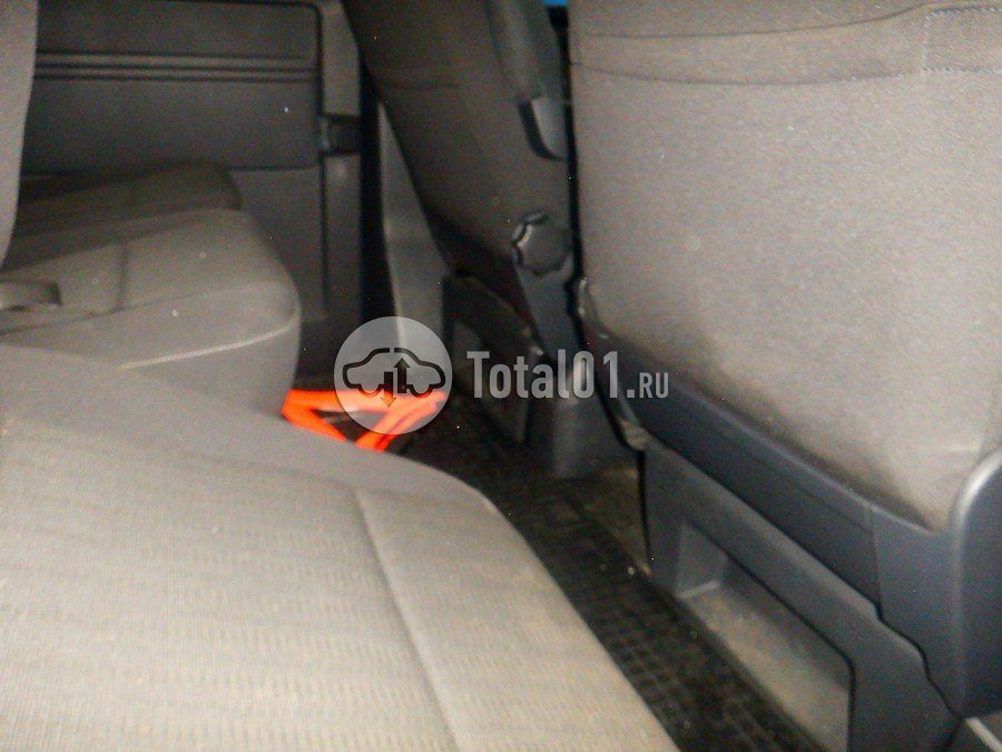 Фото Volkswagen Caravelle 42