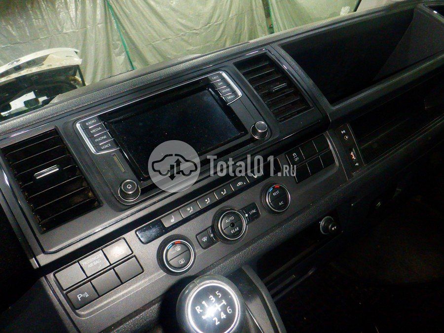 Фото Volkswagen Caravelle 112