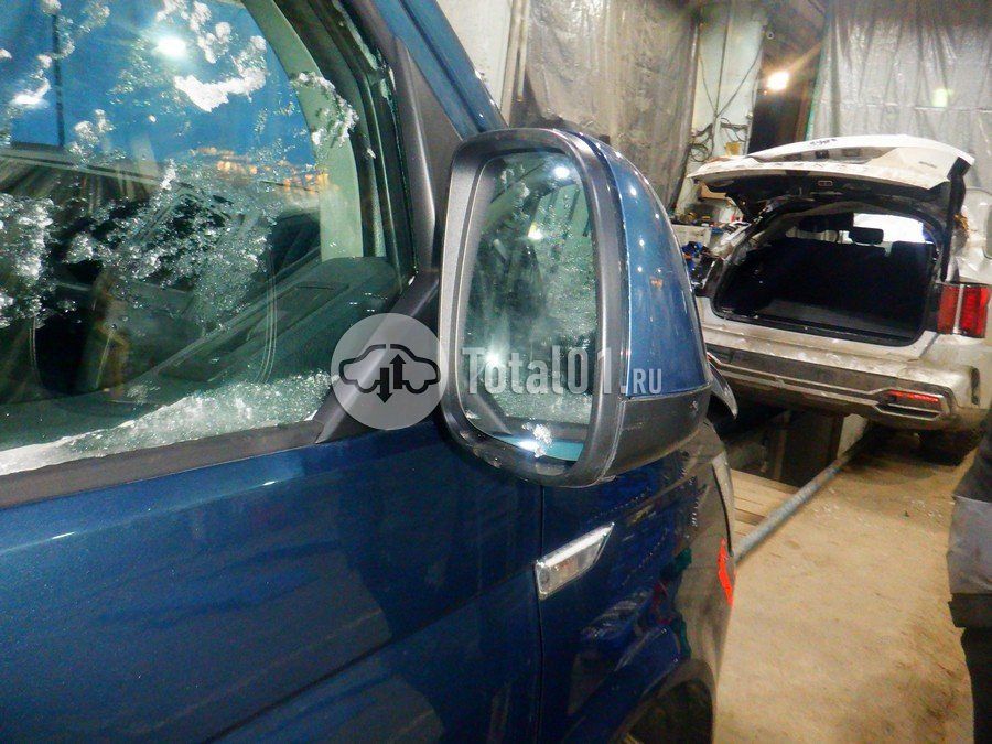 Фото Volkswagen Caravelle 126