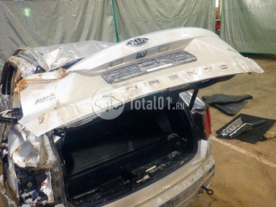 Фото KIA Sorento 12