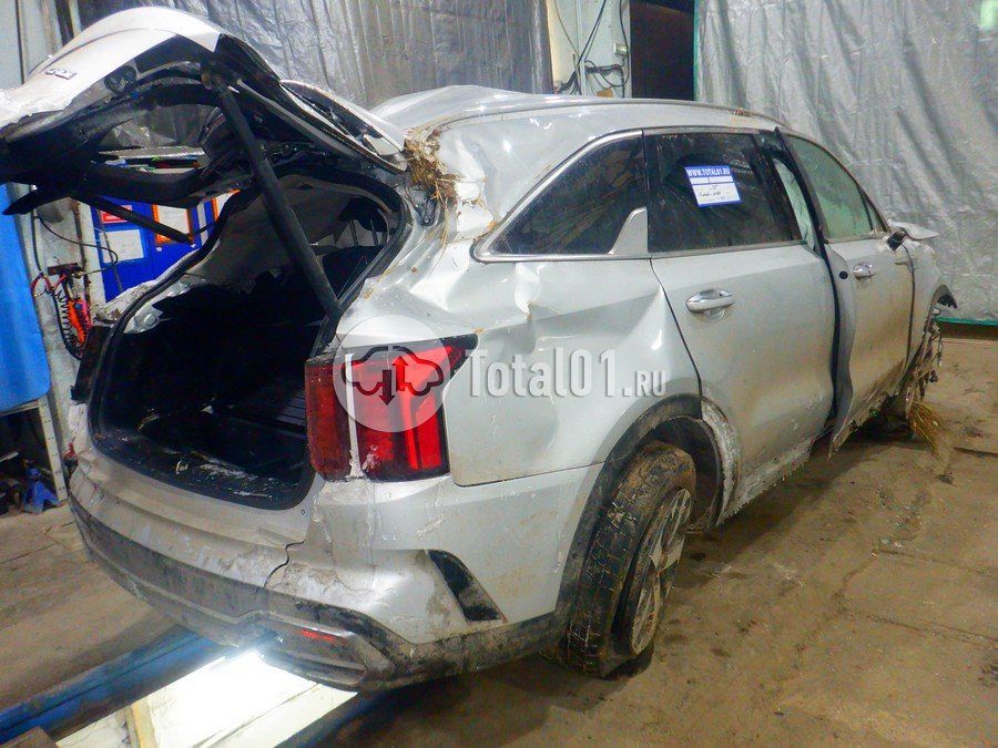Фото KIA Sorento 16