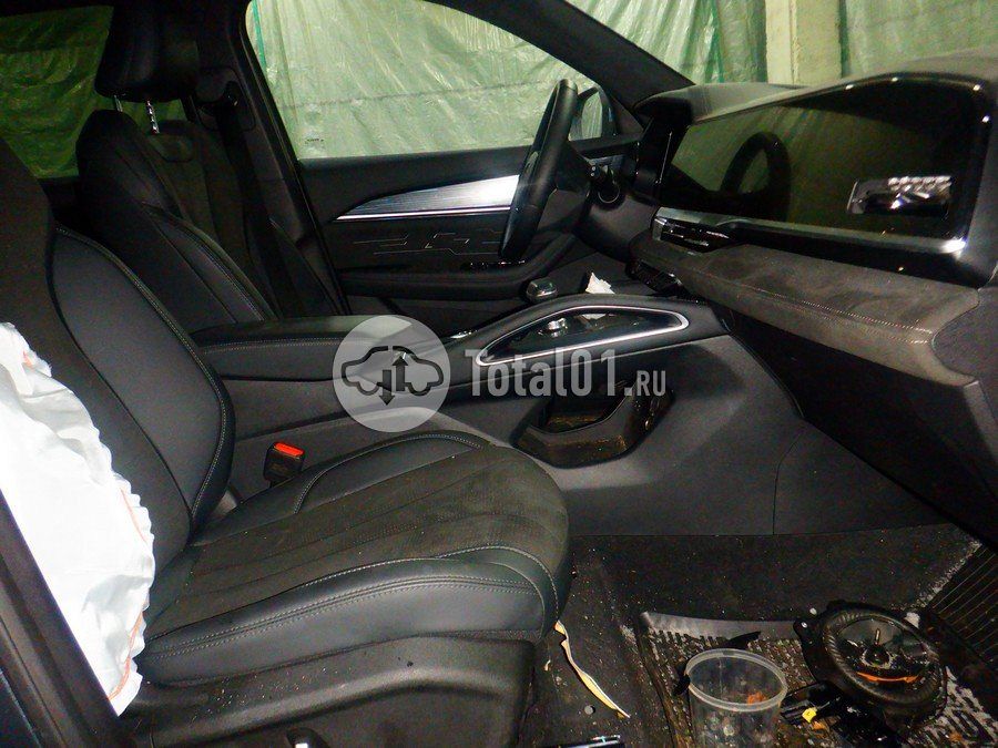 Фото Geely Monjaro 22