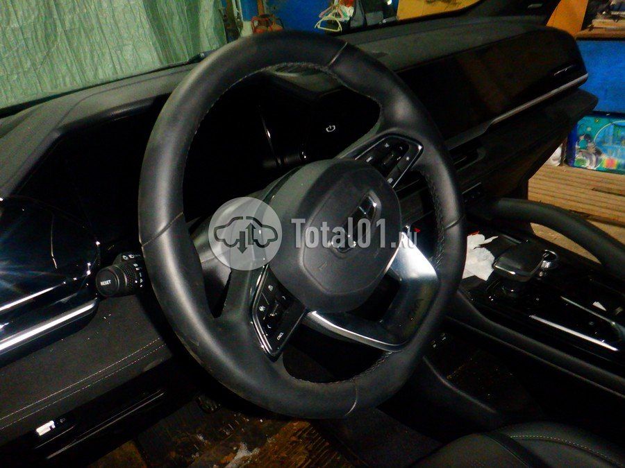 Фото Geely Monjaro 102