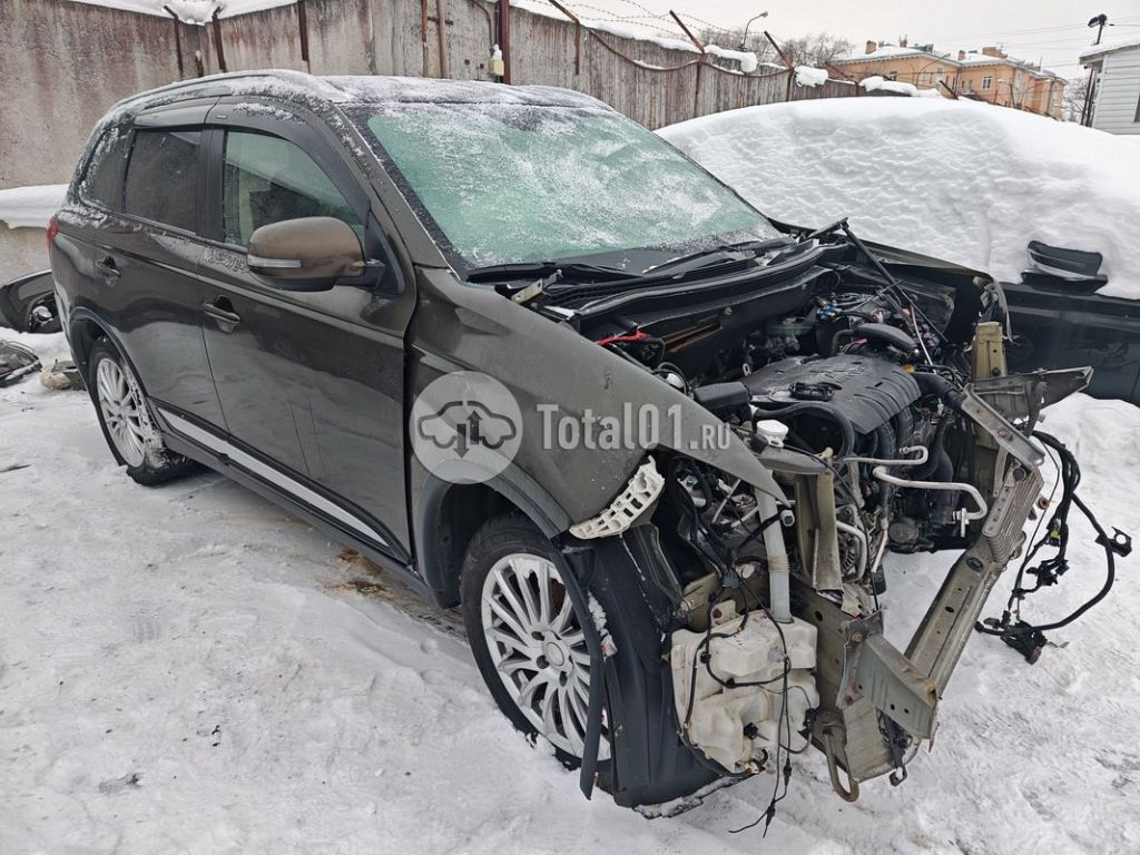 Фото Mitsubishi Outlander 48