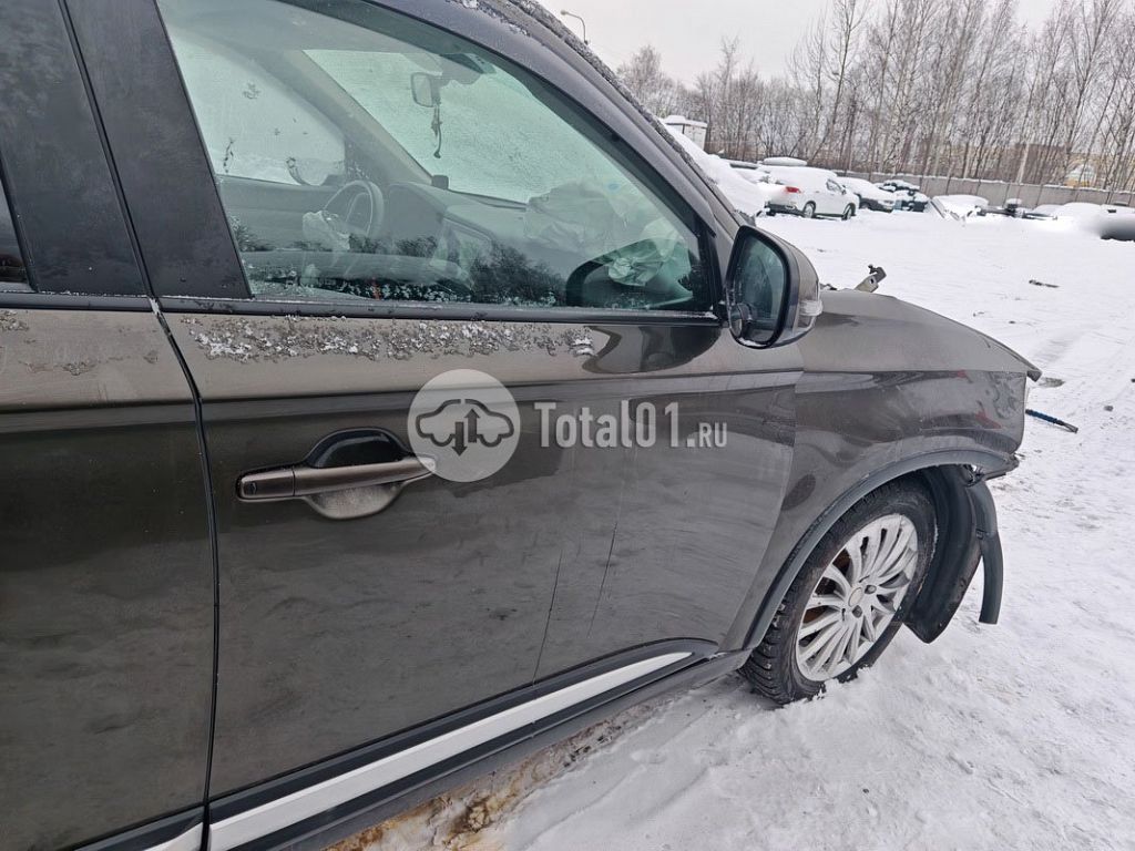 Фото Mitsubishi Outlander 90