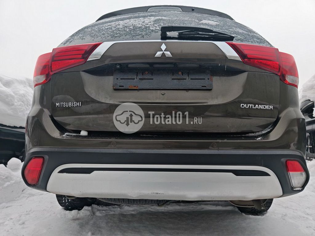 Фото Mitsubishi Outlander 110