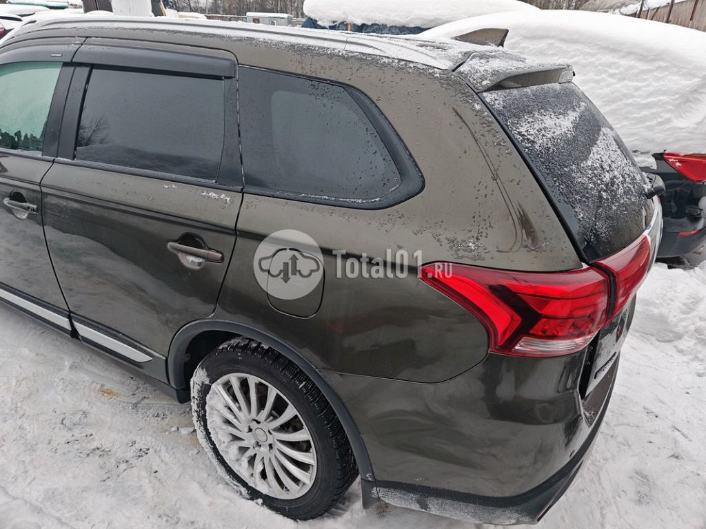 Фото Mitsubishi Outlander 116