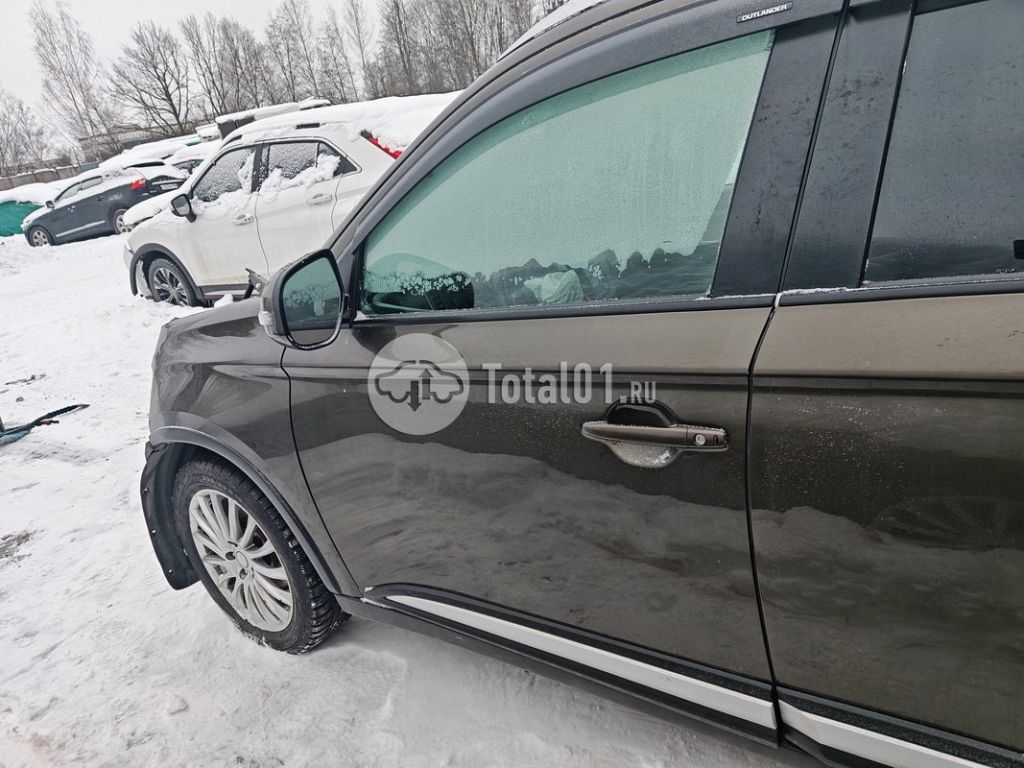 Фото Mitsubishi Outlander 128