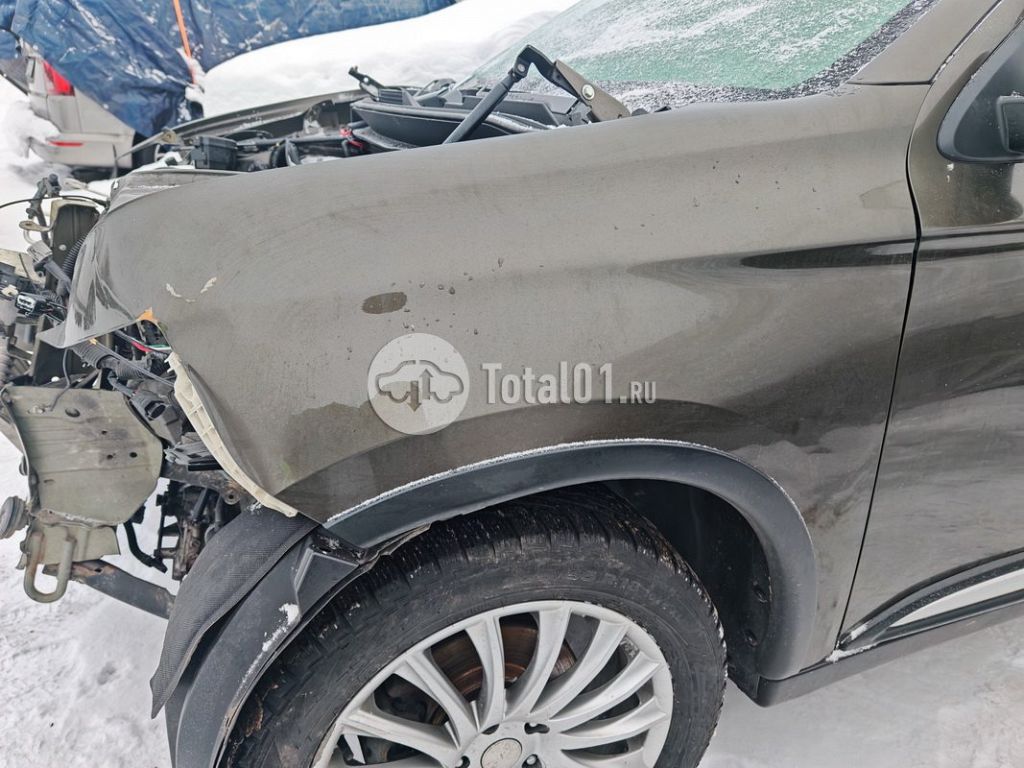 Фото Mitsubishi Outlander 138