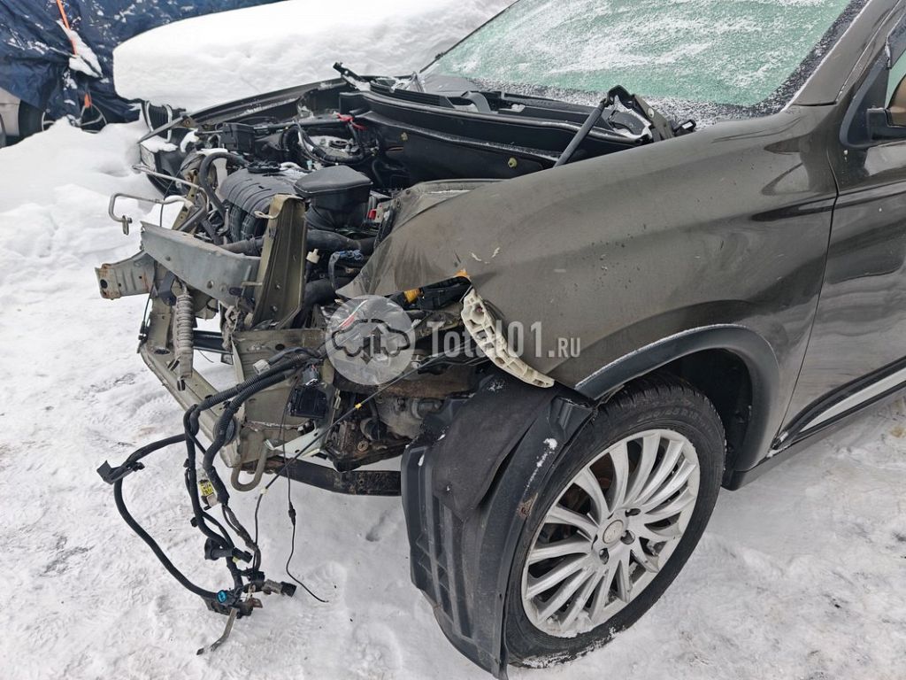 Фото Mitsubishi Outlander 202