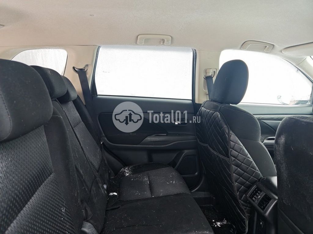 Фото Mitsubishi Outlander 204