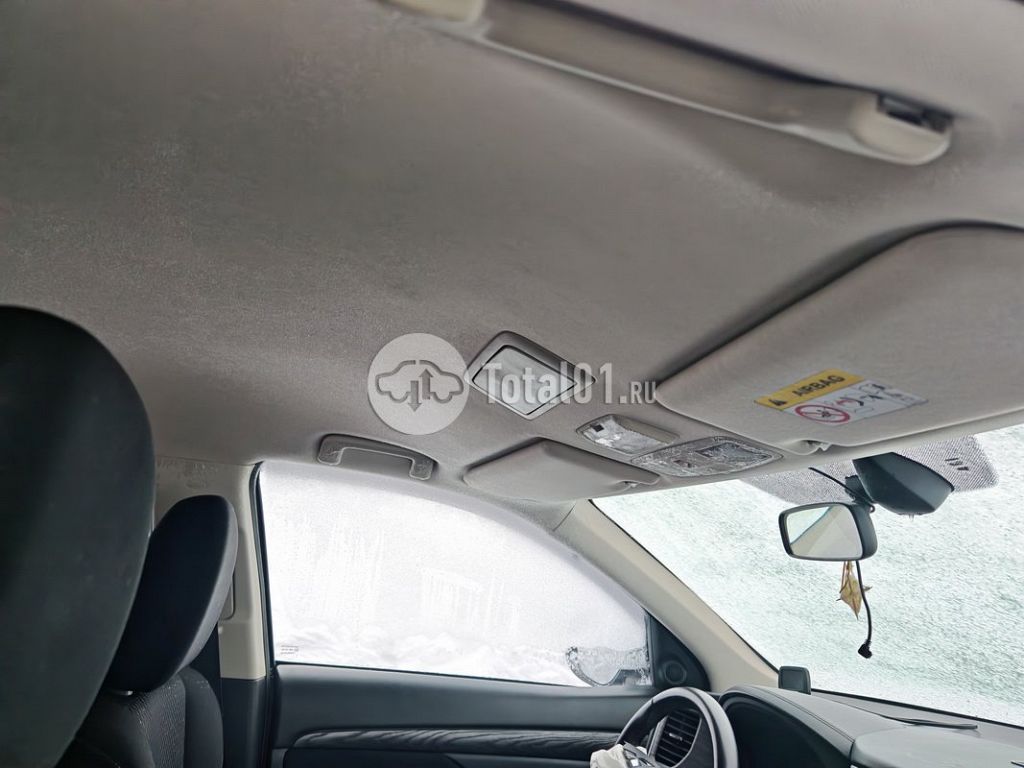 Фото Mitsubishi Outlander 214