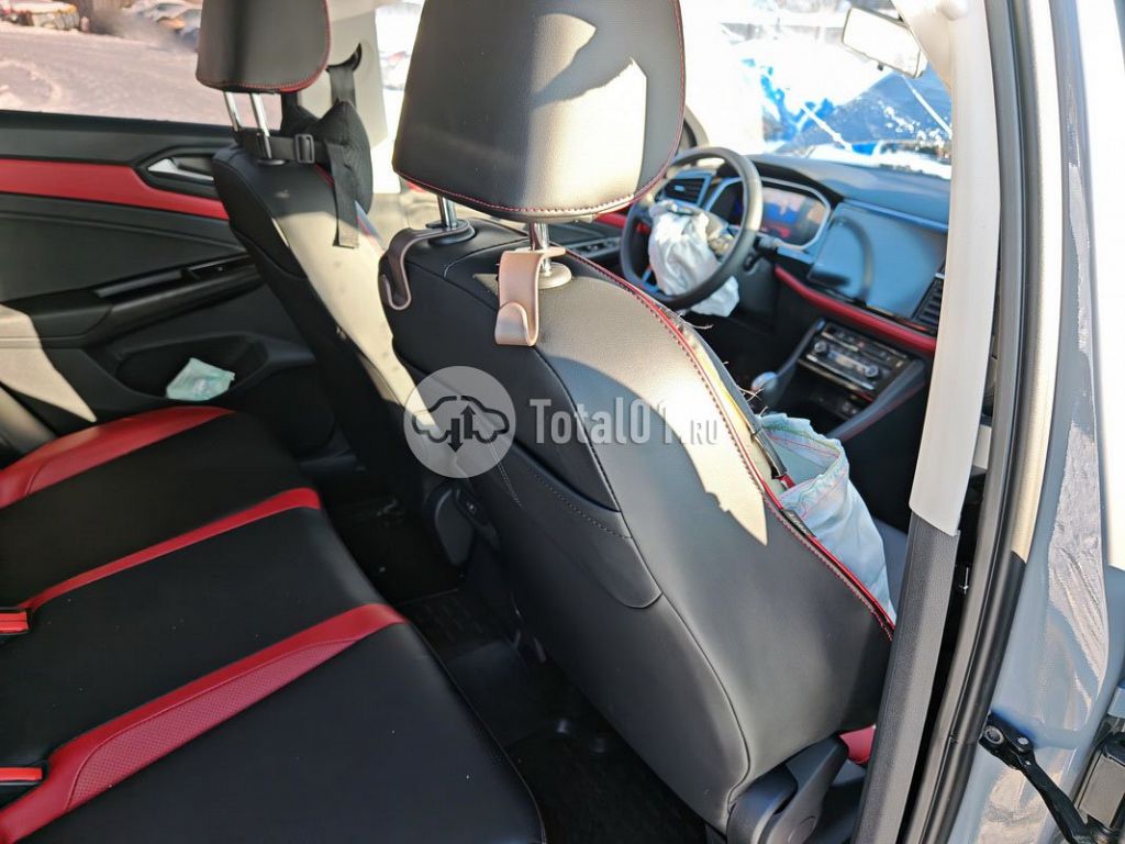 Фото Jetta VS5 10