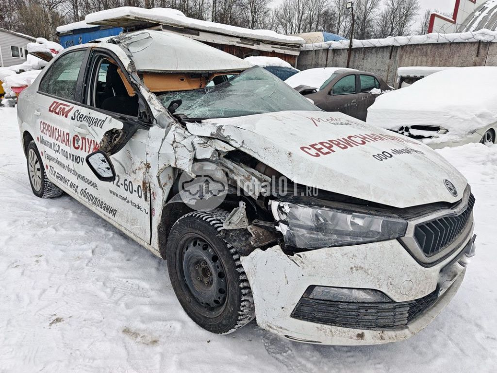 Фото Skoda Rapid 34