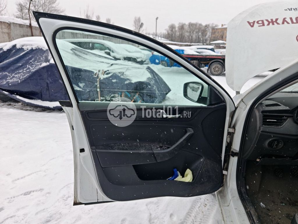 Фото Skoda Rapid 106