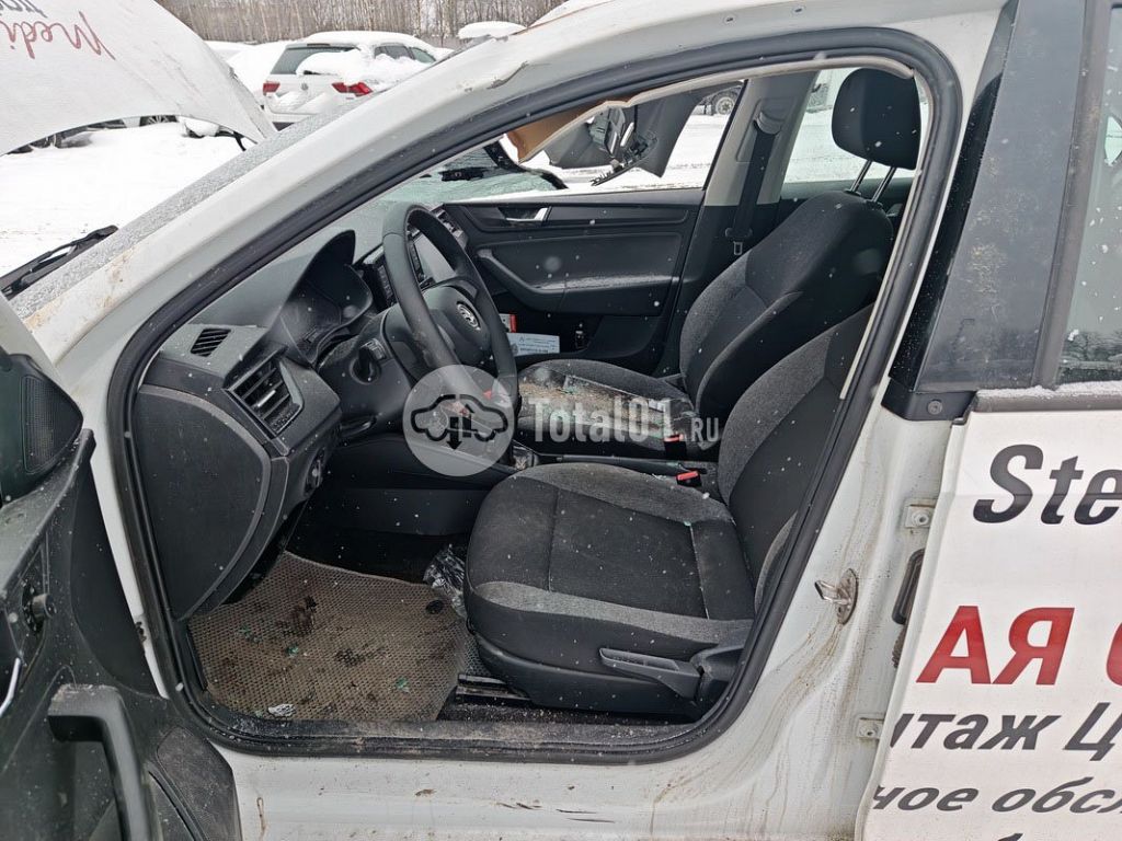 Фото Skoda Rapid 108