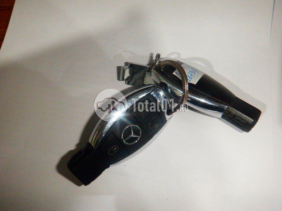 Фото Mercedes-Benz S-класс 400