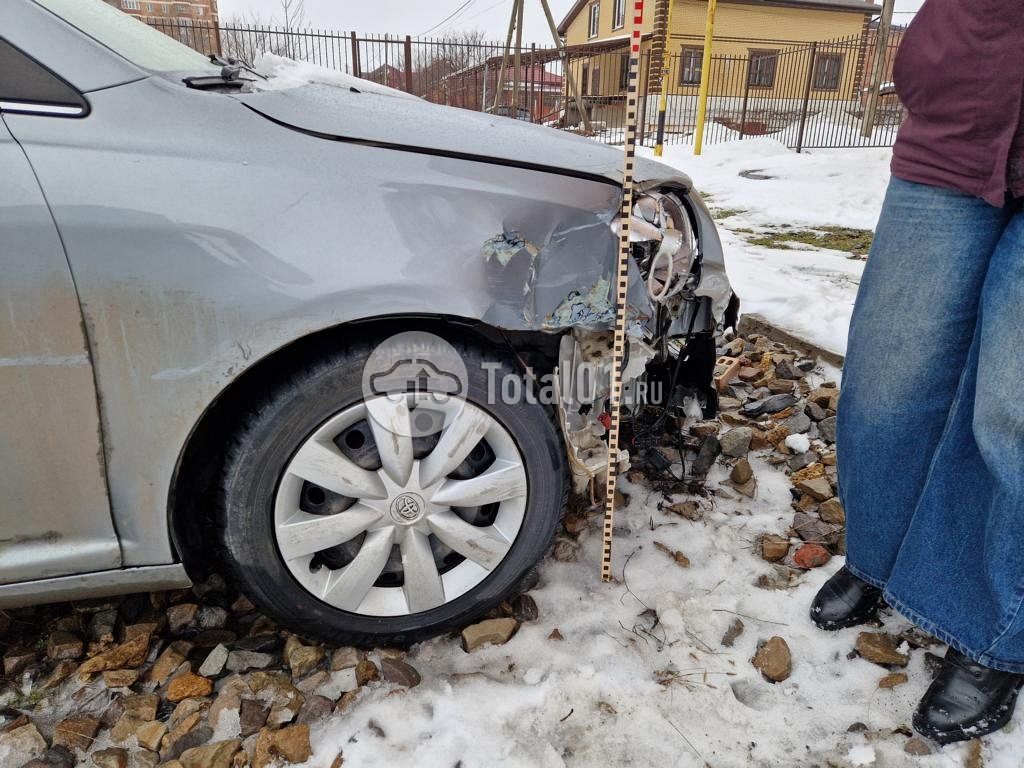 Фото Toyota Avensis 10