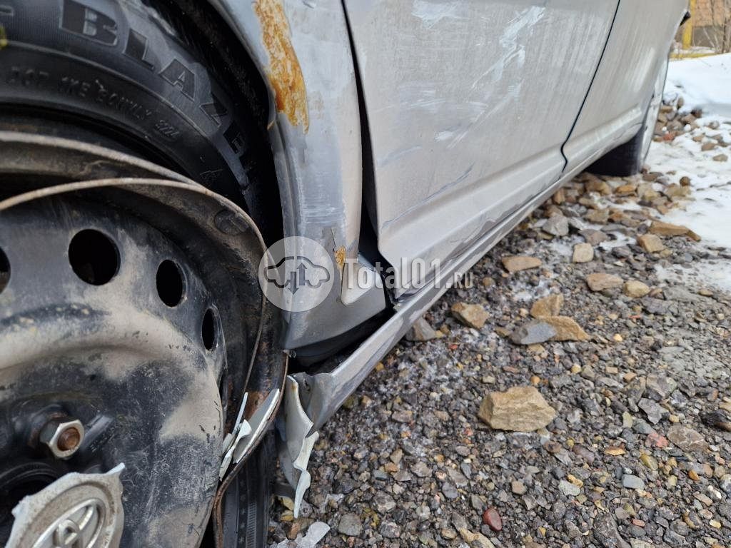 Фото Toyota Avensis 38