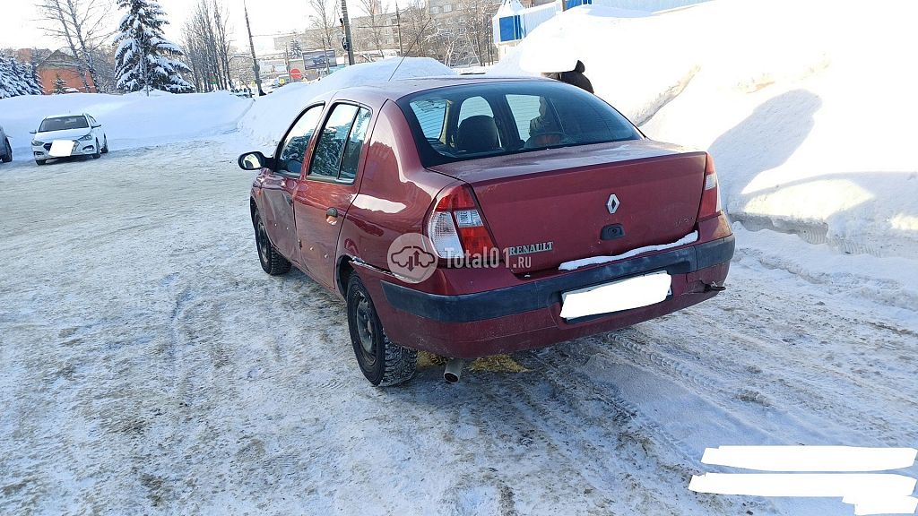 Фото Renault Symbol 6