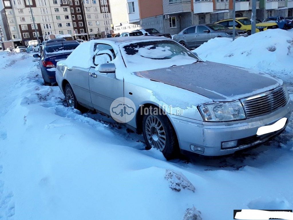 Фото Nissan Gloria 2