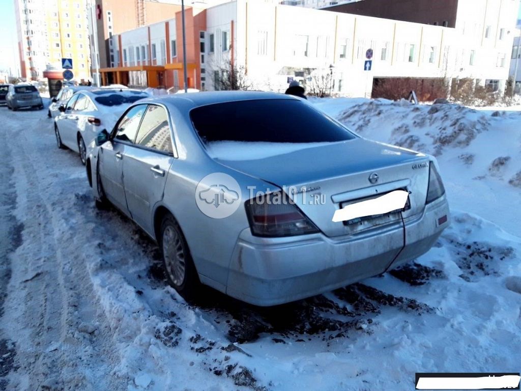 Фото Nissan Gloria 6