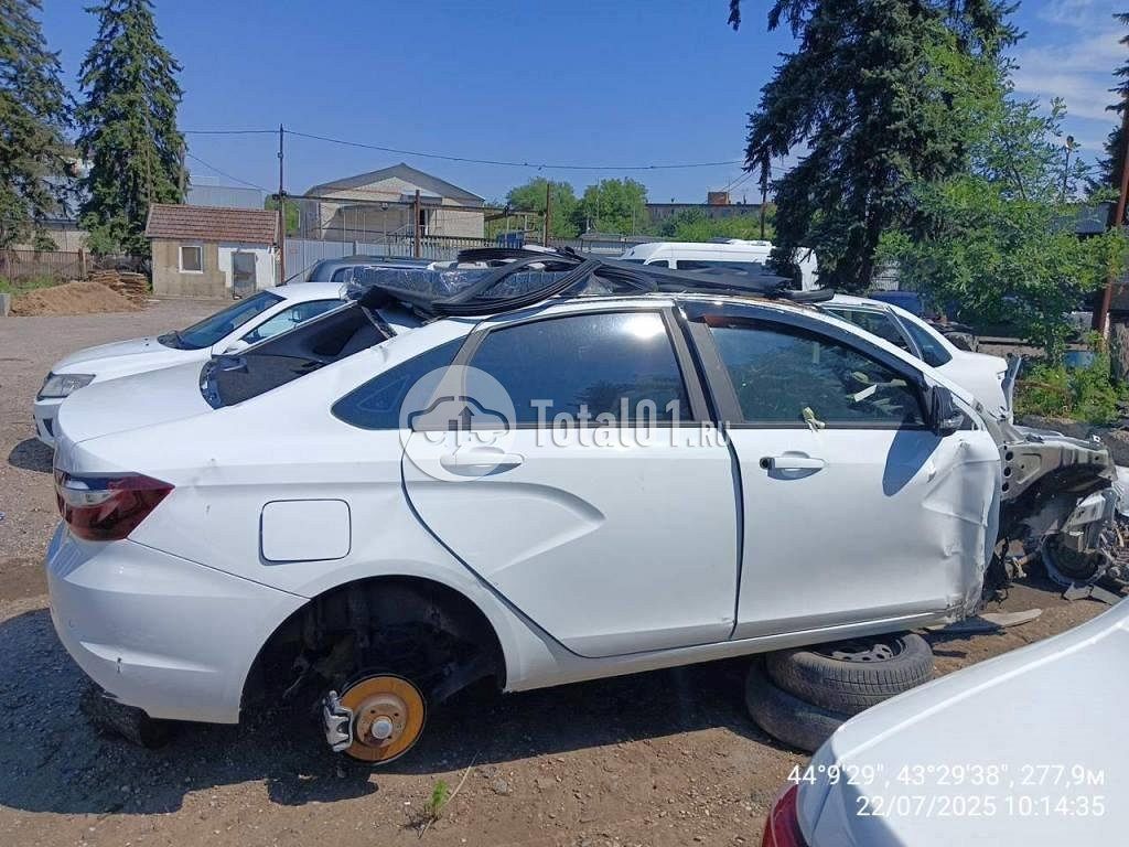 Фото ВАЗ (LADA) Vesta 10