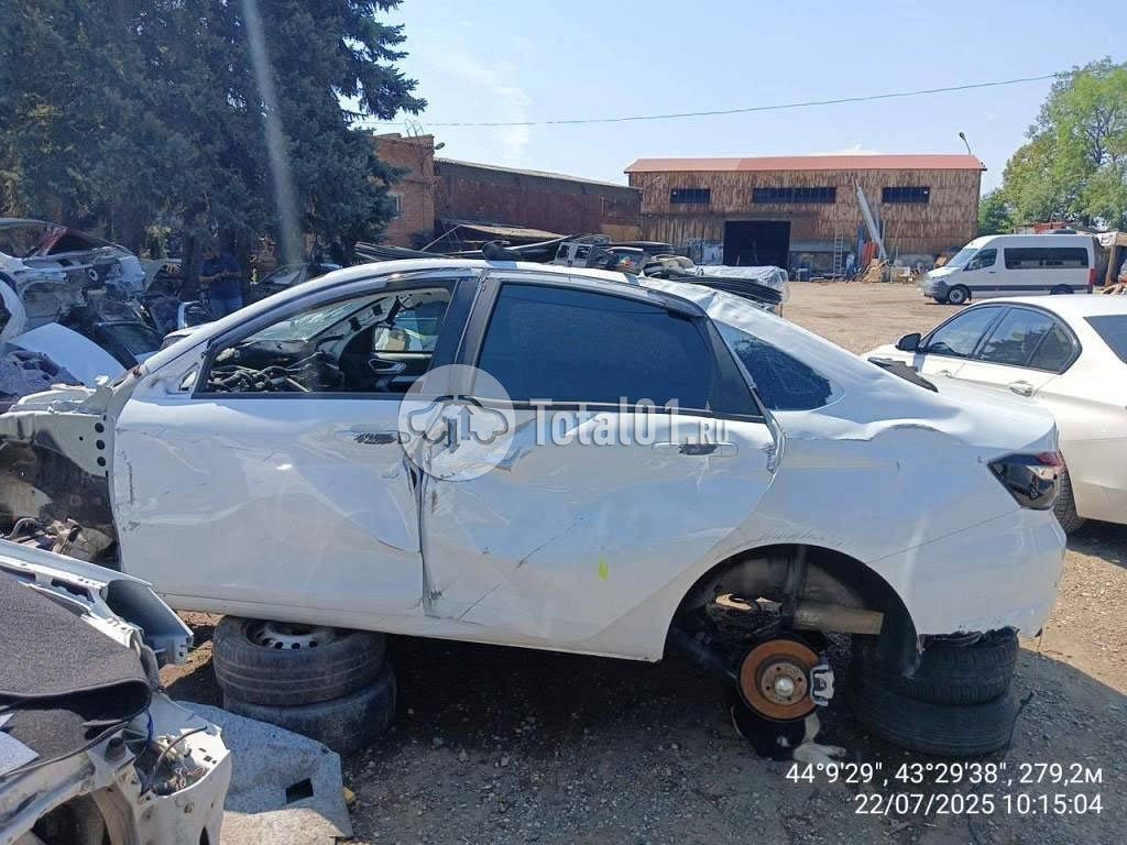 Фото ВАЗ (LADA) Vesta 16