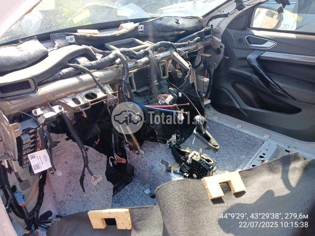 Фото ВАЗ (LADA) Vesta 20