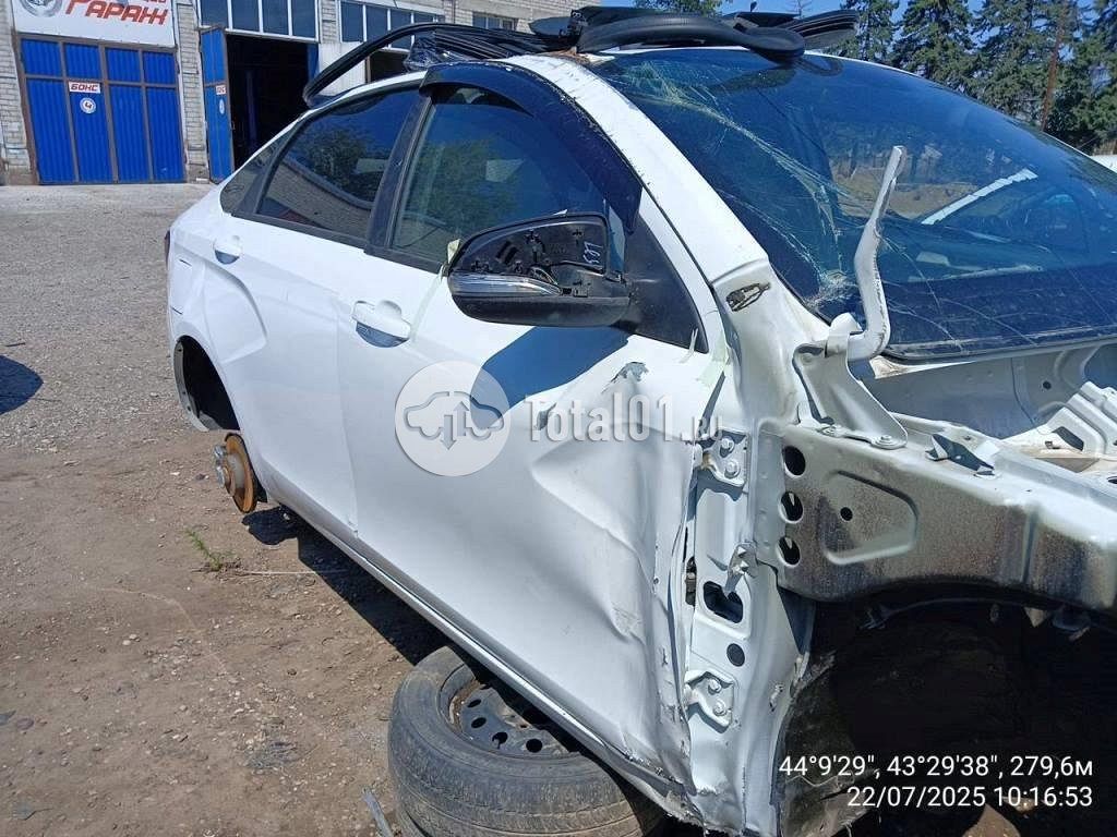 Фото ВАЗ (LADA) Vesta 28