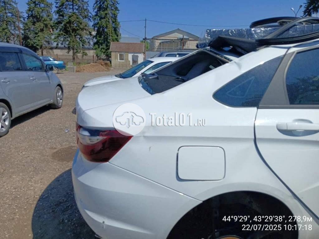 Фото ВАЗ (LADA) Vesta 42