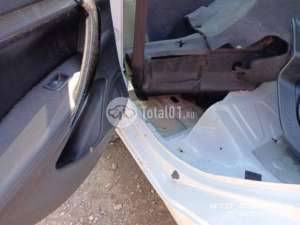 Фото ВАЗ (LADA) Vesta 90