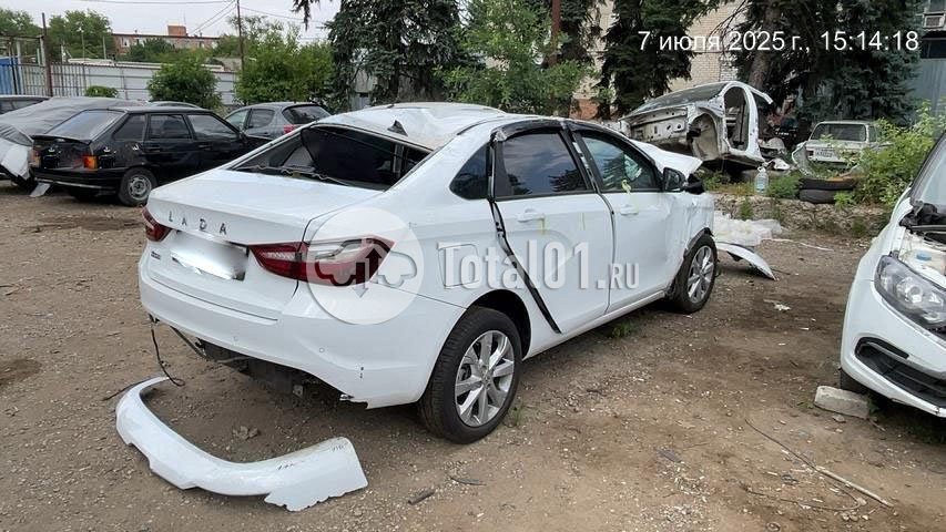 Фото ВАЗ (LADA) Vesta 380