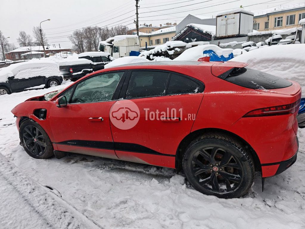 Фото Jaguar I-Pace 14