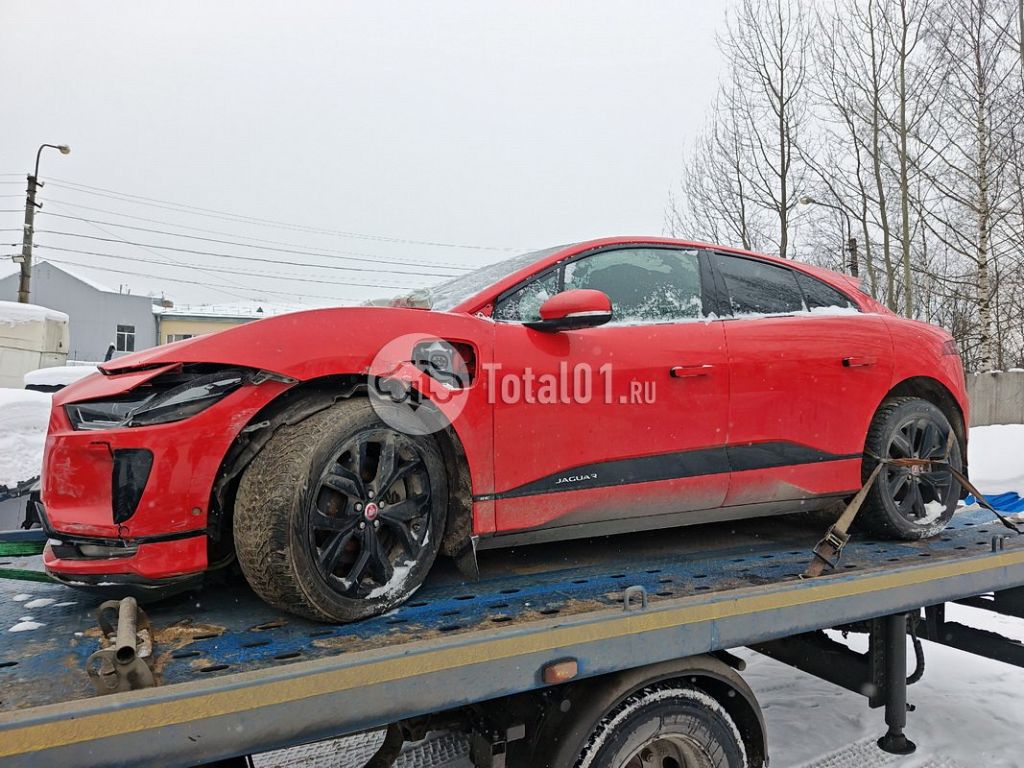 Фото Jaguar I-Pace 24