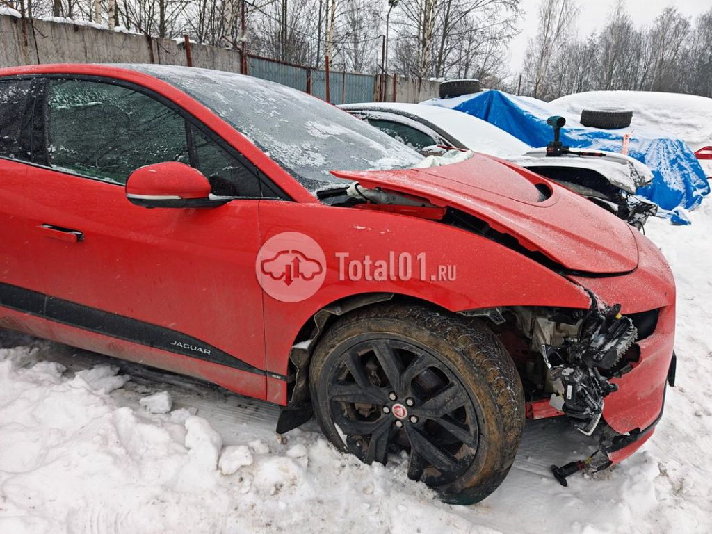 Фото Jaguar I-Pace 28