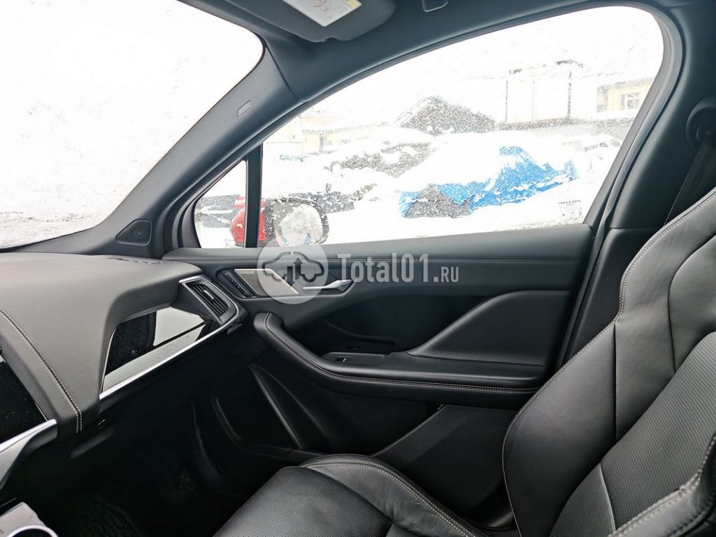 Фото Jaguar I-Pace 130