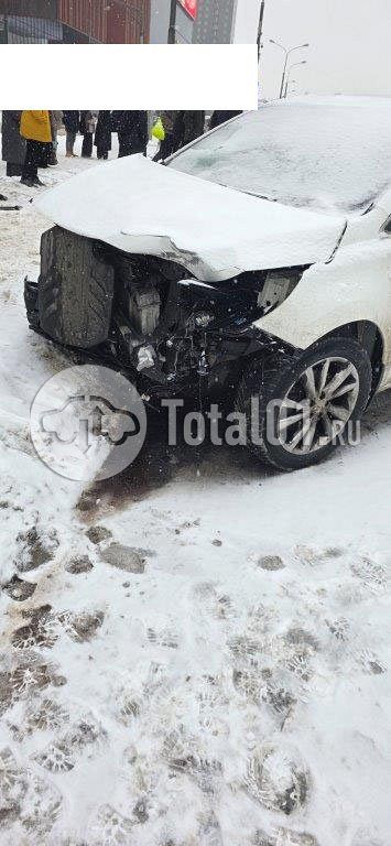 Фото KIA Carnival 38