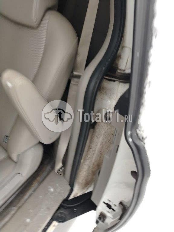 Фото KIA Carnival 86