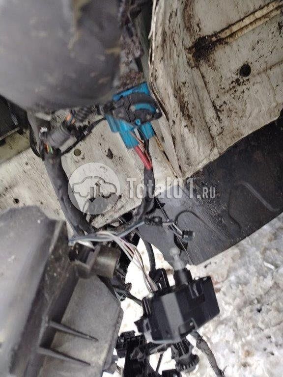 Фото KIA Carnival 118