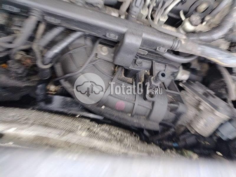 Фото KIA Carnival 124