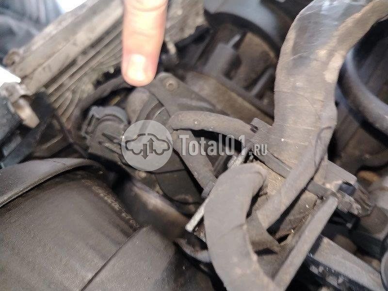 Фото KIA Carnival 128