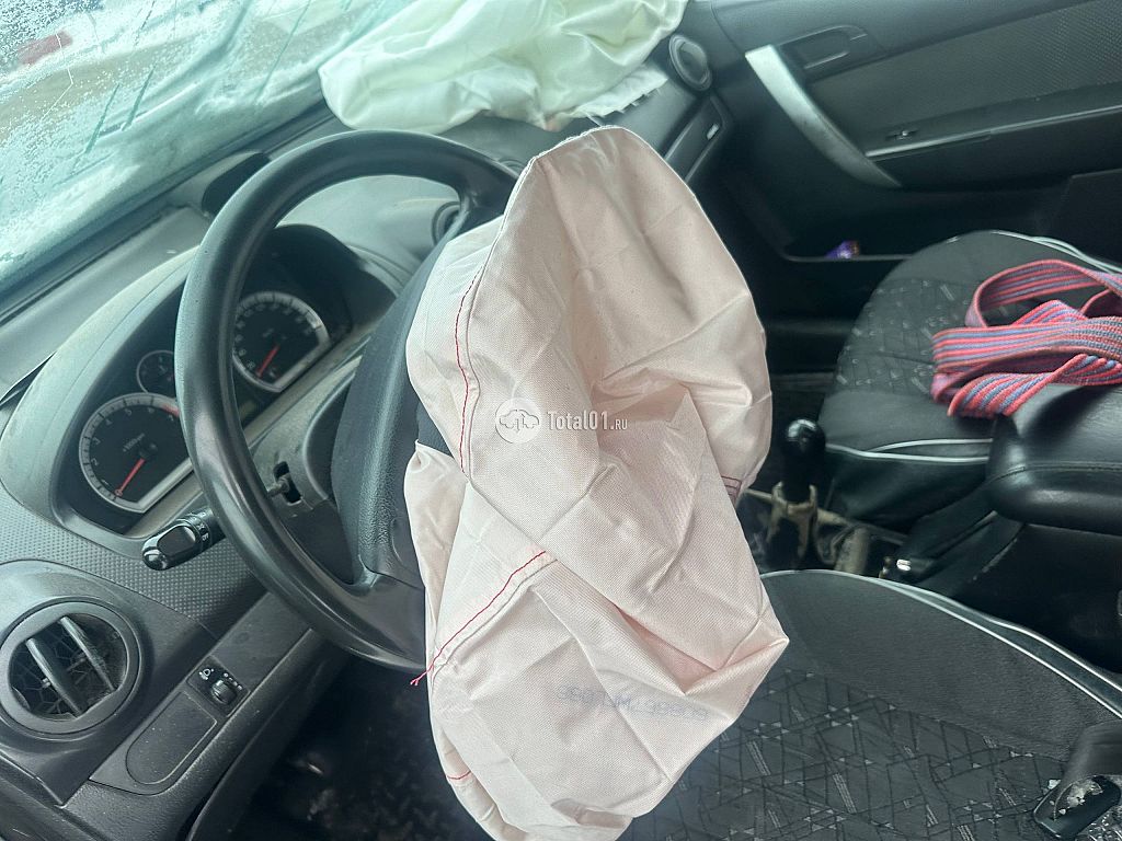 Фото Chevrolet Aveo 26