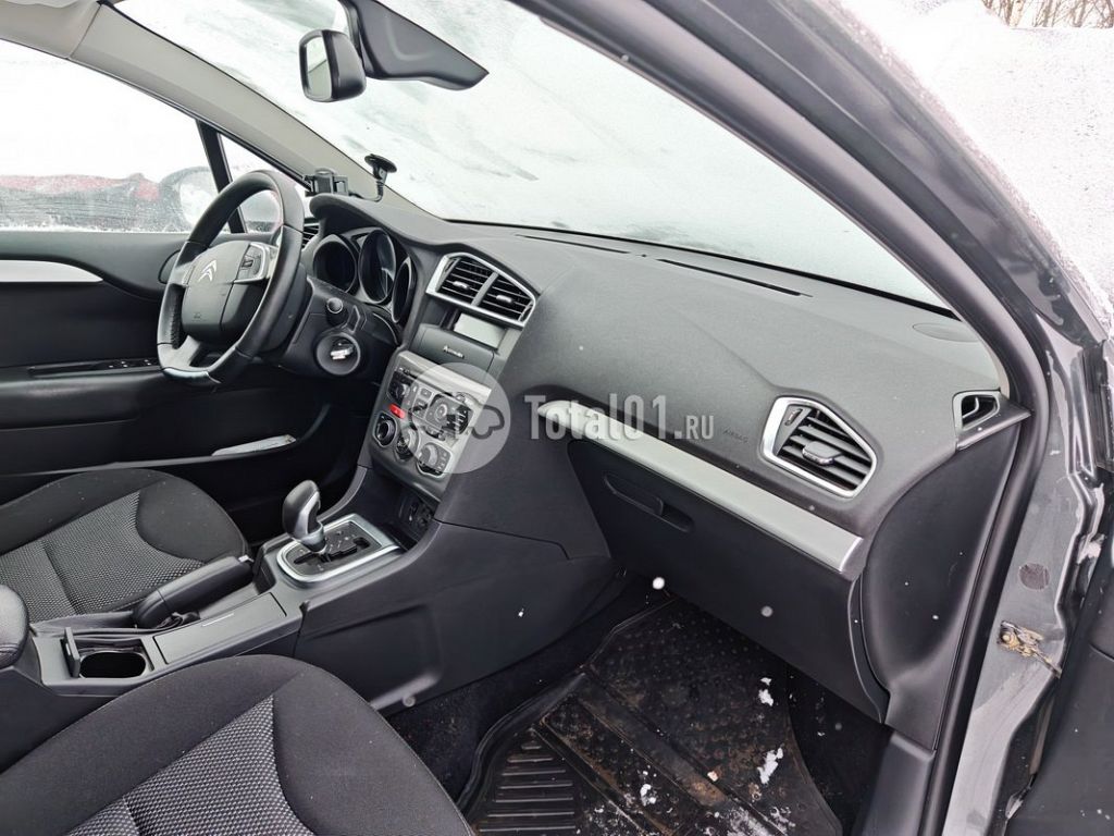 Фото Citroen C4 154