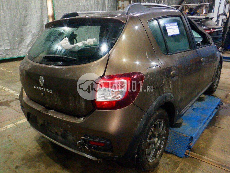 Фото Renault Sandero 16