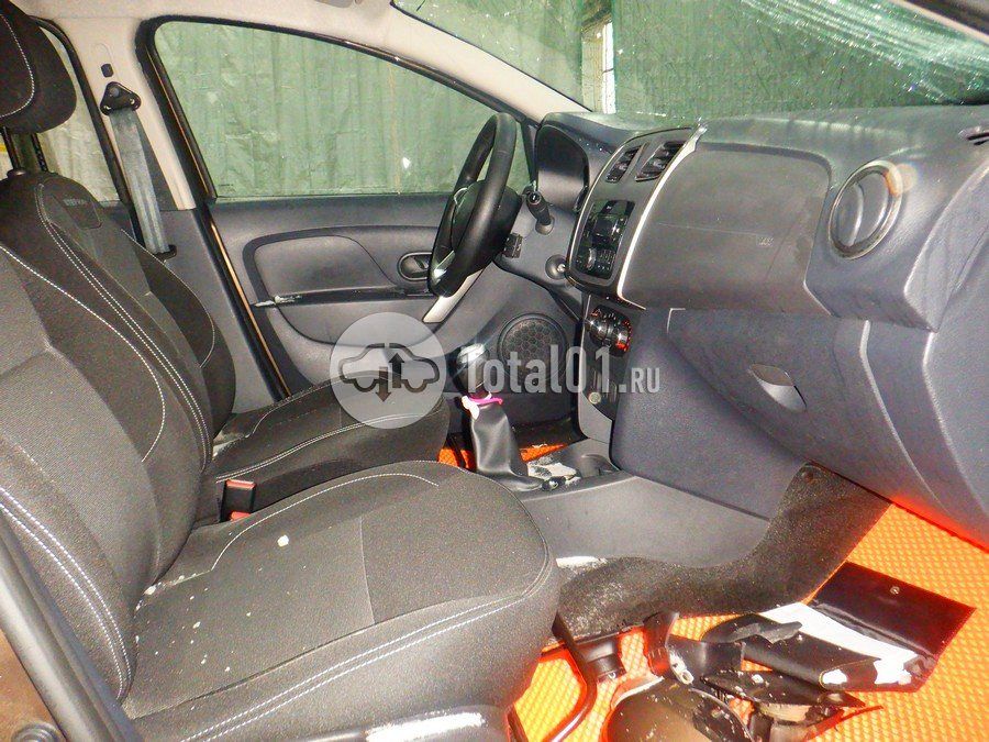 Фото Renault Sandero 22